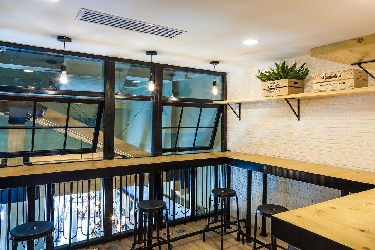 Travel Light Hostel باتايا المظهر الخارجي الصورة